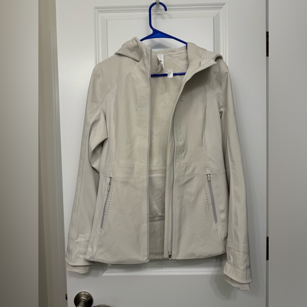 Lululemon Cross Chill Jacket *RepelShell - Picture 3 of 7